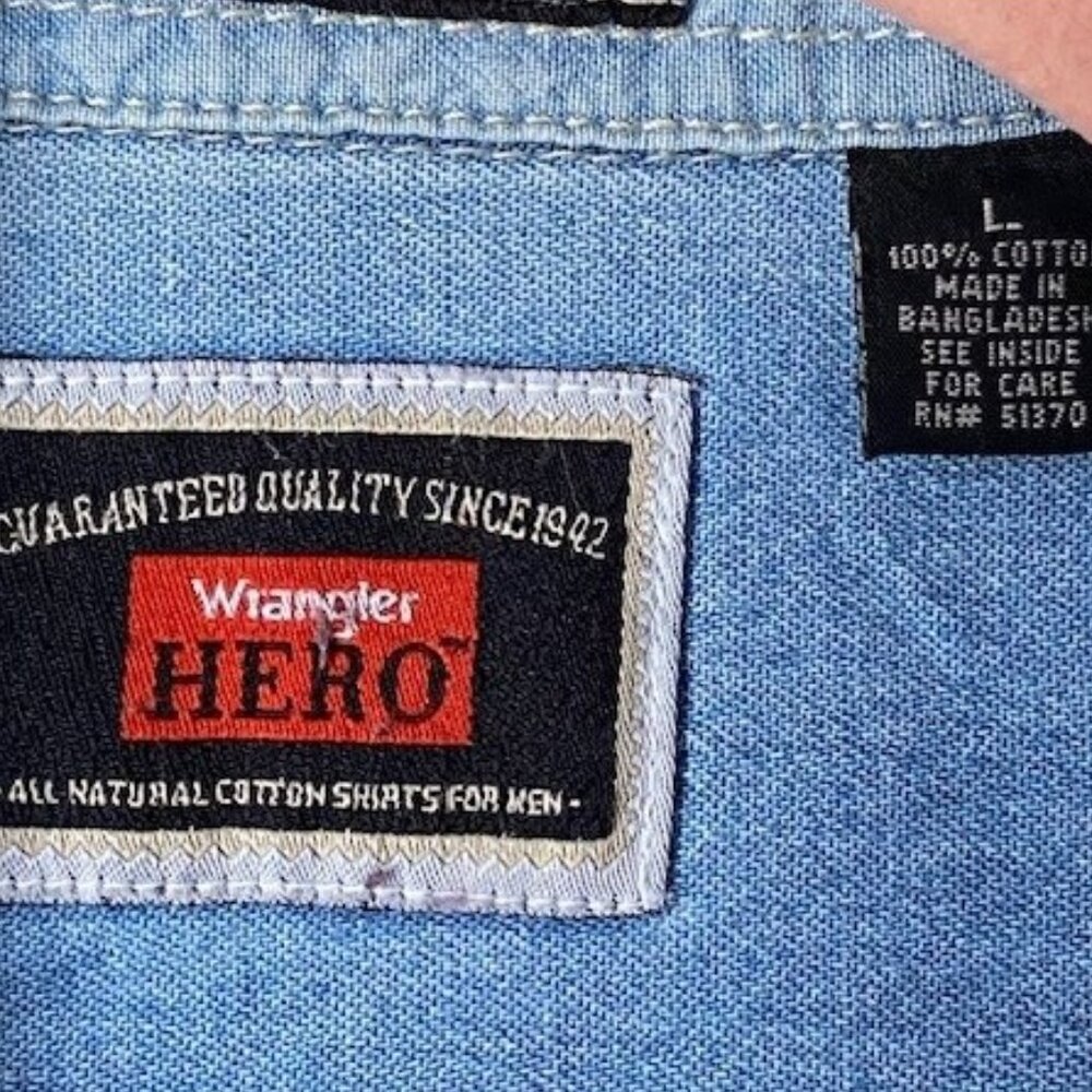 Women's Button-Down Jean Shirt - Picture 4 of 4